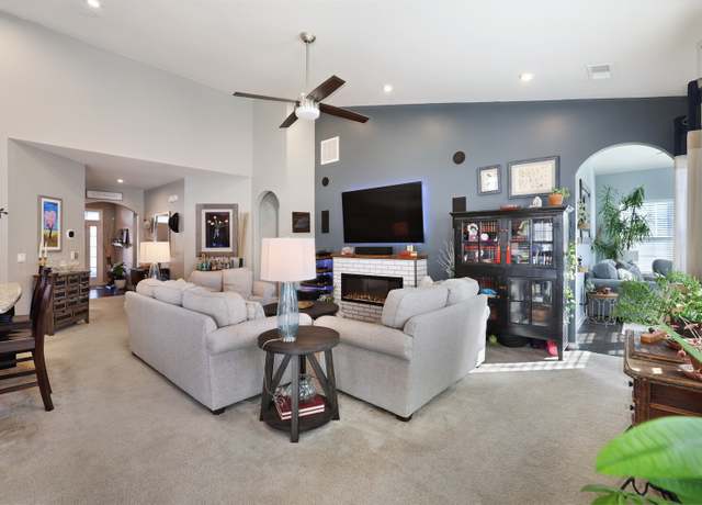 Property at 2844 Bluestem Ln, Murfreesboro, TN 37128, 3 beds, 2 baths