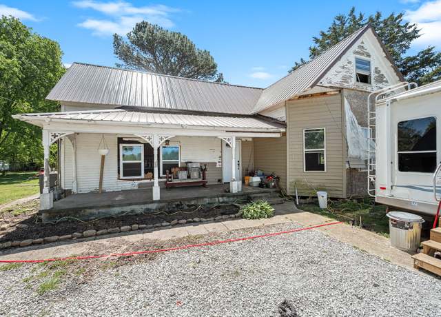 Property at 9938 Old Alto Hwy, Decherd, TN 37324, 3 beds, 1 bath