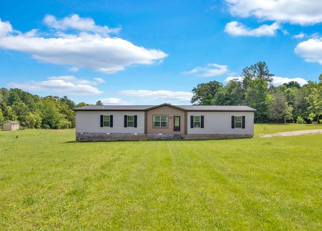 Property at 17701 Old Kentucky Rd, Walling, TN 38587, 4 beds, 2.5 baths