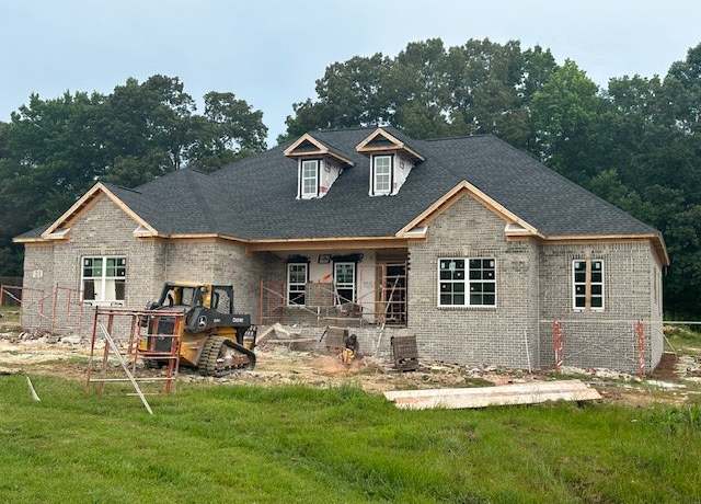 Property at 21 Hancock Branch Dr, Fayetteville, TN 37334, 3 beds, 3.5 baths