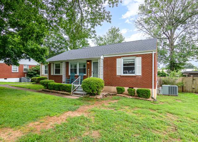 Property at 206 S Meadow Cir, Clarksville, TN 37043, 3 beds, 1 bath