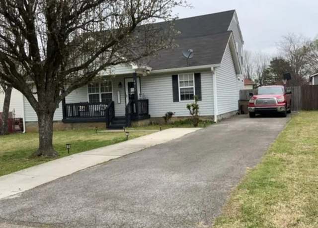 Property at 4933 Deerhaven Dr, Antioch, TN 37013, 5 beds, 4 baths