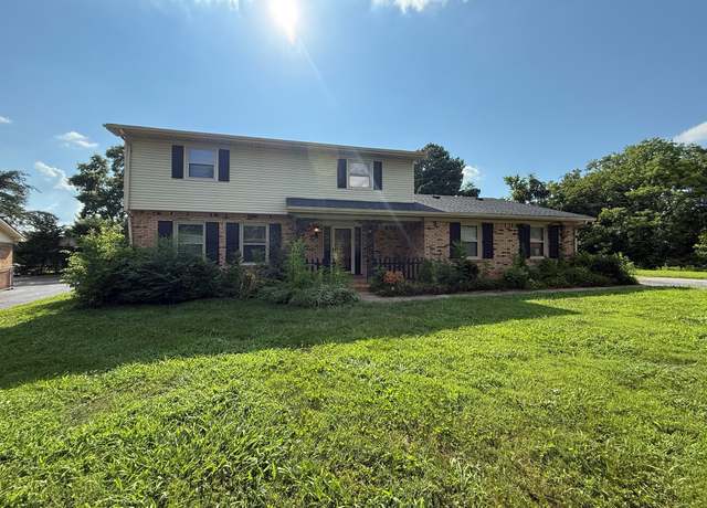 Property at 111 Woodmont Dr, Hopkinsville, KY 42240, 4 beds, 2.5 baths