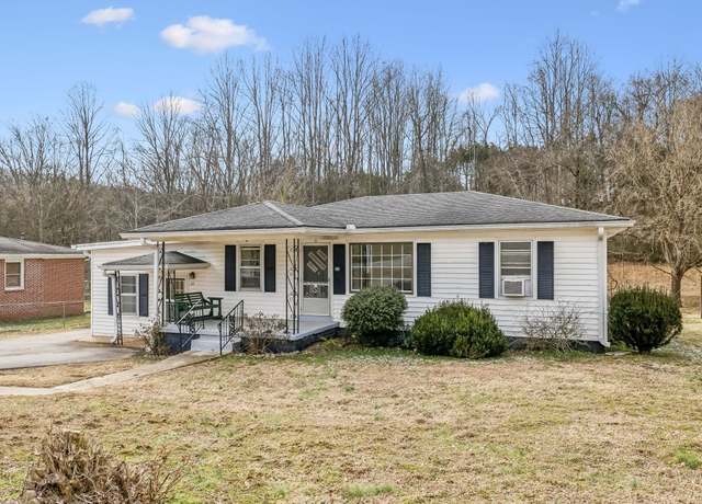 Property at 25 Lock Seven Ln, Carthage, TN 37030, 3 beds, 1 bath