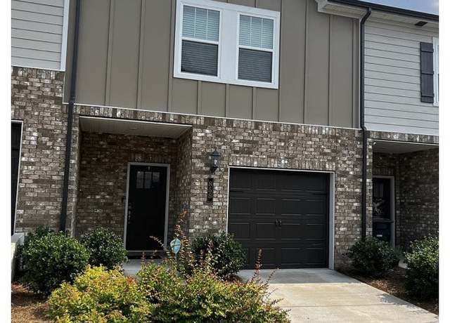 Property at 858 Longleaf Ln, Columbia, TN 38401, 3 beds, 2.5 baths