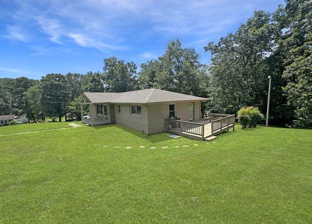 Property at 312 Valley View Rd, Dover, TN 37058, 4 beds, 2.5 baths