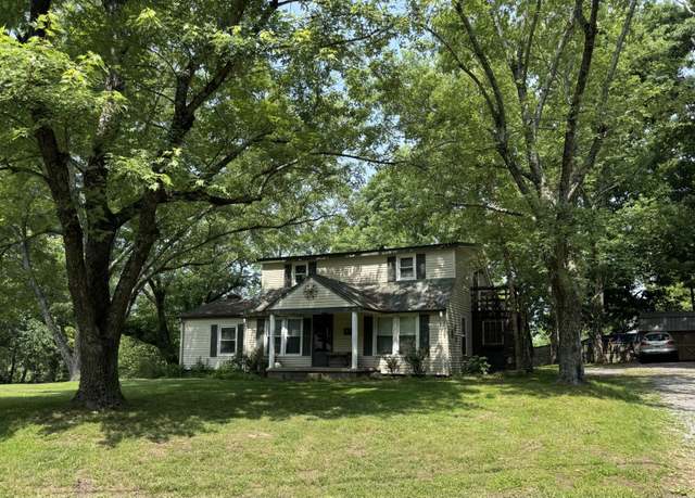 Property at 972 Weeping Willow Rd, Hendersonville, TN 37075, 3 beds, 2 baths