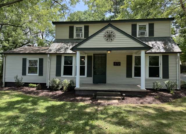 Property at 972 Weeping Willow Rd, Hendersonville, TN 37075, 3 beds, 2 baths