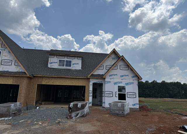 Property at 109 Yuma Ln, White House, TN 37188, 2 beds, 2 baths
