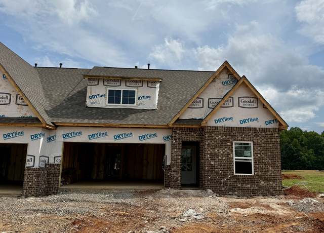 Property at 109 Yuma Ln, White House, TN 37188, 2 beds, 2 baths