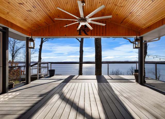 Property at 591 Shore Dr, Big Sandy, TN 38221, 3 beds, 2 baths