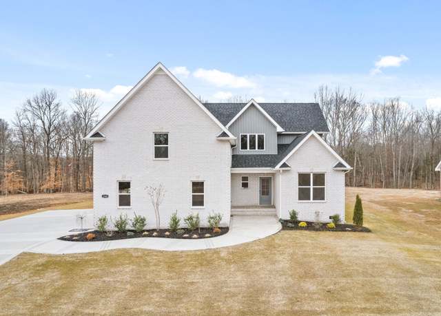 Property at 1360 Reda Dr, Clarksville, TN 37042, 3 beds, 3 baths