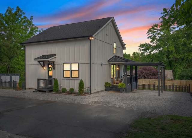 Property at 2819B Hody Dr, Nashville, TN 37206, 3 beds, 2 baths