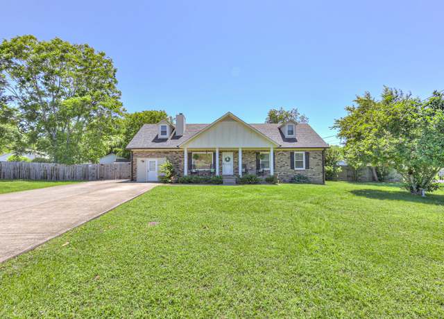 Property at 805 Avery Valley Dr, Smyrna, TN 37167, 3 beds, 2.5 baths