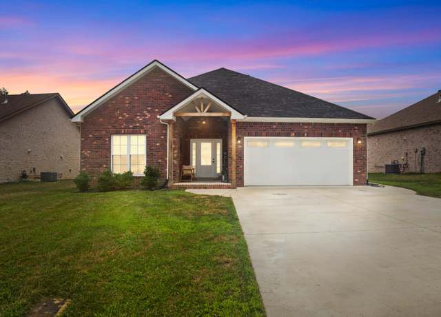 Property at 1555 Hereford Blvd, Clarksville, TN 37043, 3 beds, 2 baths