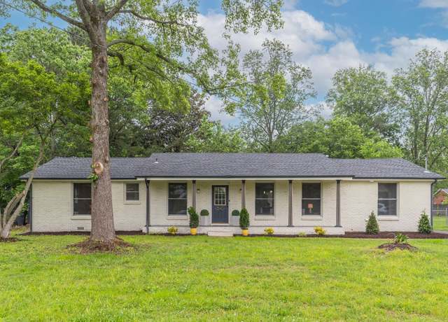 Property at 8060 Sawyer Brown Rd, Nashville, TN 37221, 3 beds, 2 baths
