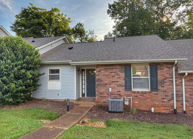 Property at 105 Eastdale Ln, Dickson, TN 37055, 2 beds, 2 baths