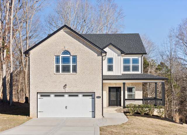 Property at 2331 Davidson Graveyard Rd, Clarksville, TN 37043, 4 beds, 3 baths