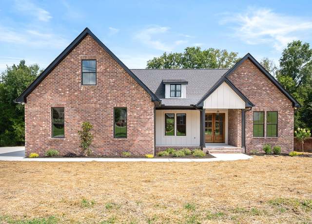 Property at 98 Maple Dr, Woodbury, TN 37190, 3 beds, 2.5 baths