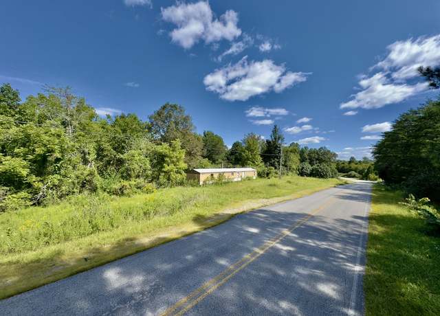 Property at 8849 Eastland Rd, Sparta, TN 38583