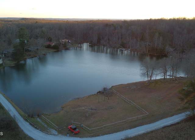 Property at 4 Diane Cir, Crossville, TN 38572