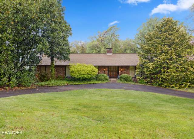 Property at 9635 Tunbridge Ln, Knoxville, TN 37922, 3 beds, 3 baths
