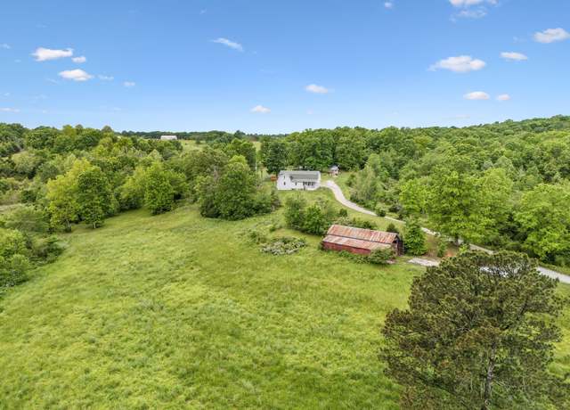 Property at 945 Sheehy Rd, Mc Ewen, TN 37101, 4 beds, 2 baths