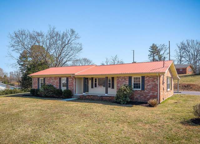 Property at 663 N Edgewood Dr, Sparta, TN 38583, 3 beds, 1.5 baths