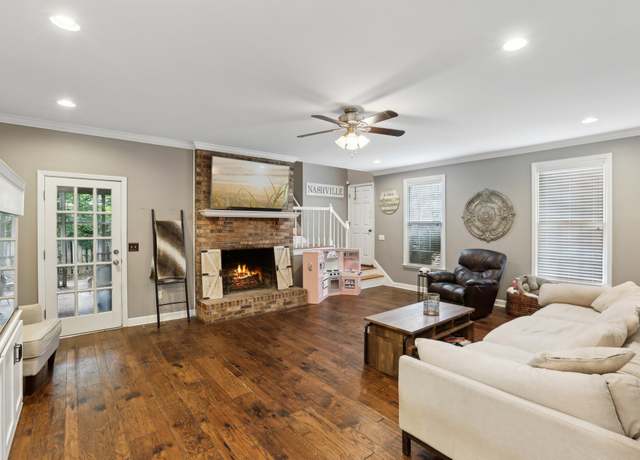 Property at 5720 Saint Charles Ct, Hermitage, TN 37076, 4 beds, 2.5 baths