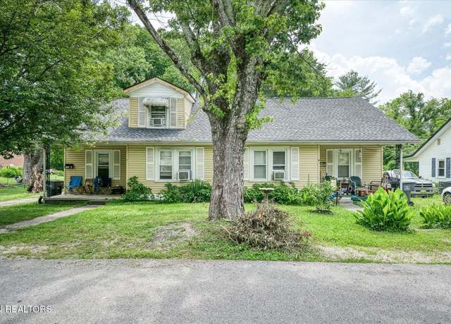 Property at 338 S Cedar Ave, Cookeville, TN 38501, 4 beds, 3 baths