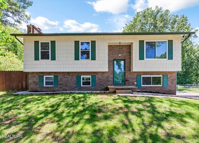 Property at 1538 Johnathan Dr, Louisville, TN 37777, 4 beds, 2 baths