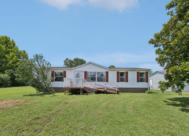 Property at 3600 Wynwood Dr, Lewisburg, TN 37091, 3 beds, 2 baths