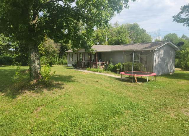 Property at 495 Gammons Ln, Hartsville, TN 37074, 3 beds, 1 bath