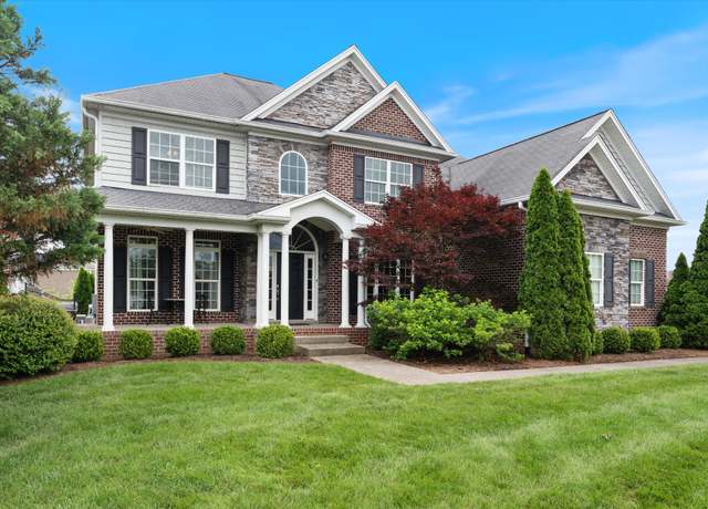 Property at 302 Lauderdale Ct, Thompsons Station, TN 37179, 5 beds, 3 baths