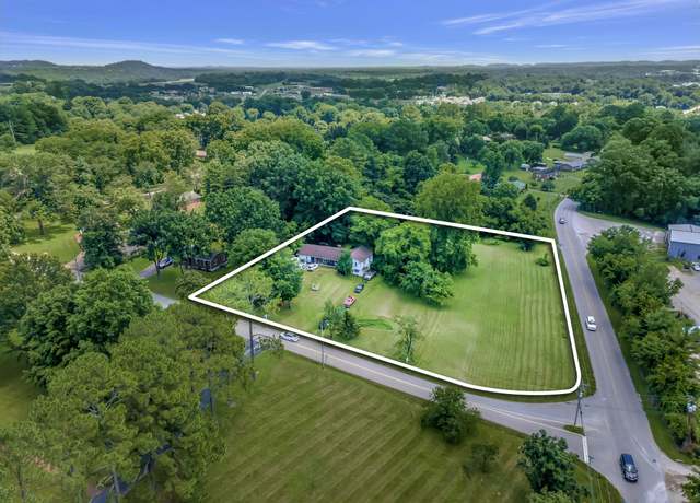 Property at 303 W Hardin Dr, Columbia, TN 38401