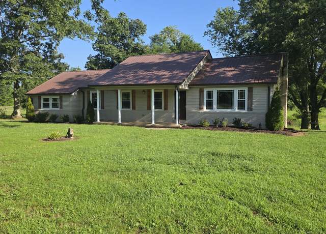 Property at 1990 Old Blacktop Rd, Mc Ewen, TN 37101, 4 beds, 2.5 baths