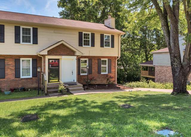 Property at 3206 Cedar Ridge Rd, Nashville, TN 37214, 3 beds, 1.5 baths