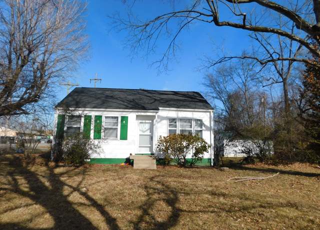 Property at 2801 Surrey Rd, Nashville, TN 37214, 2 beds, 1 bath
