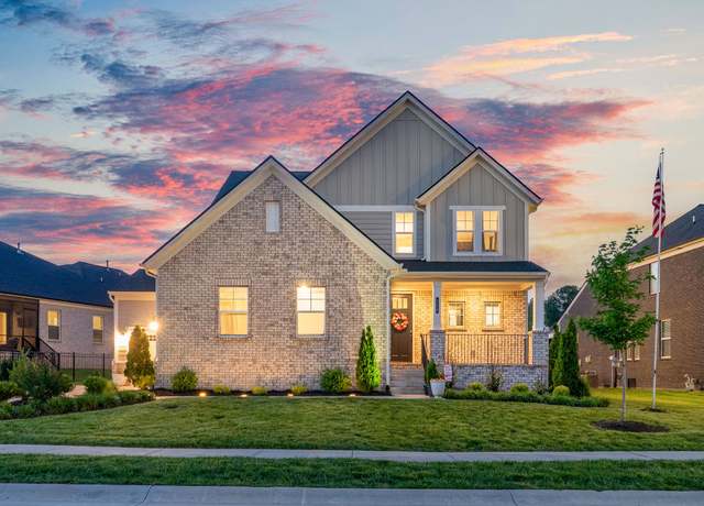 Property at 125N Newbury Dr, White House, TN 37188, 4 beds, 3.5 baths