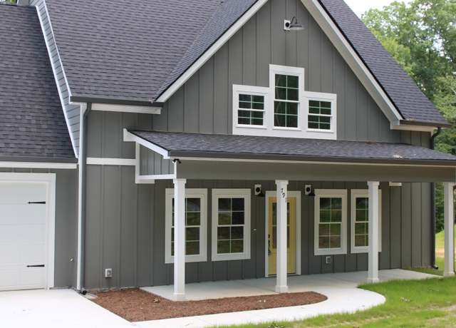 Property at 791 Hasty Ln, Estill Springs, TN 37330, 3 beds, 2.5 baths