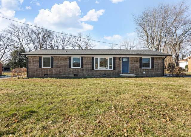 Property at 851 Je Evins Ave, Smithville, TN 37166, 3 beds, 1.5 baths