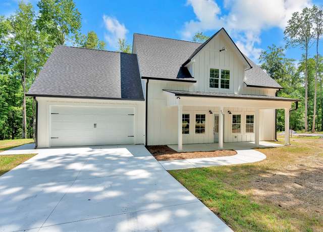 Property at 807 Hasty Ln, Estill Springs, TN 37330, 3 beds, 2.5 baths