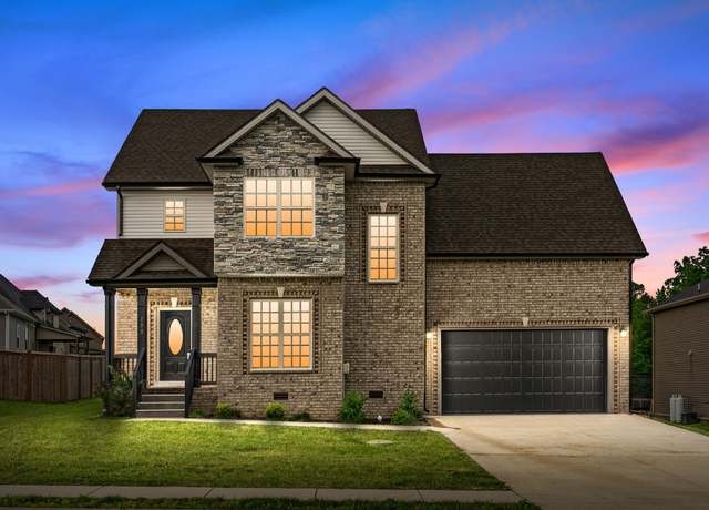 Property at 133 Jackbat Ct, Clarksville, TN 37043, 4 beds, 2.5 baths