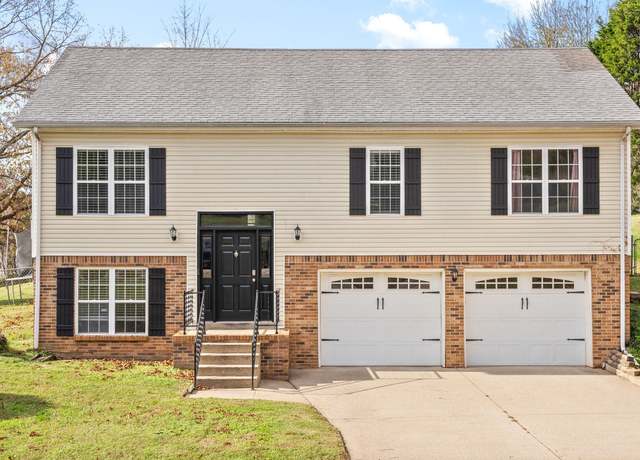 Property at 524 Barney Ln, Clarksville, TN 37042, 4 beds, 3 baths