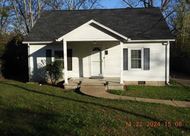 Property at 113 N Ingram St, Pulaski, TN 38478, 2 beds, 1 bath