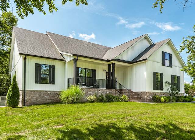 Property at 792 Greenfield Ln, Castalian Springs, TN 37031, 3 beds, 2 baths