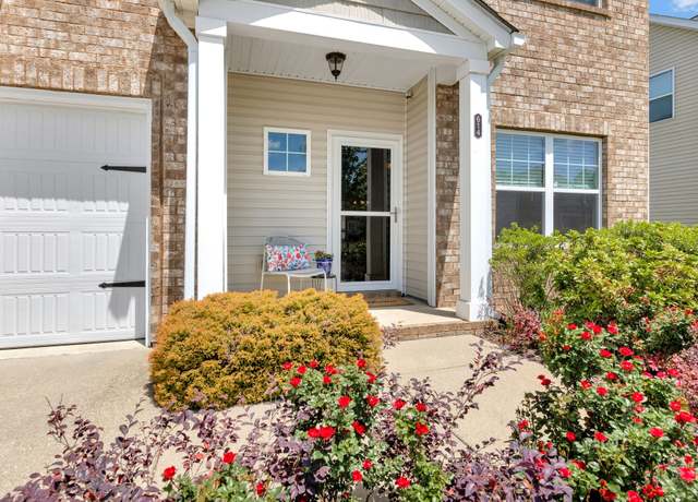 Property at 614 Whirlaway Dr, Burns, TN 37029, 3 beds, 2.5 baths