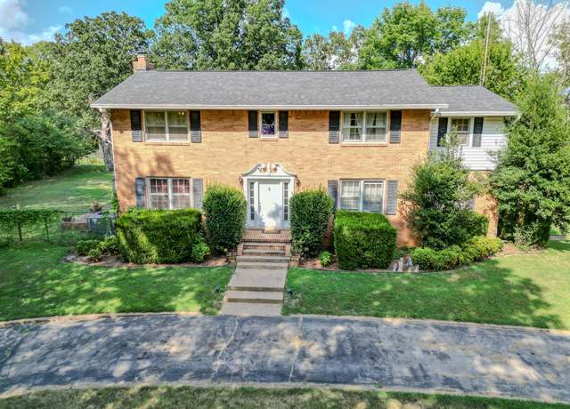 Property at 1219 Woodland Dr, New Johnsonville, TN 37134, 5 beds, 2.5 baths