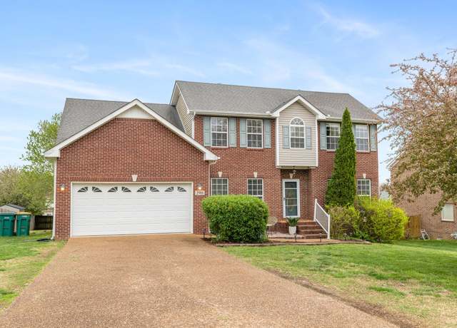 Property at 2918 Buckner Ln, Spring Hill, TN 37174, 5 beds, 2.5 baths