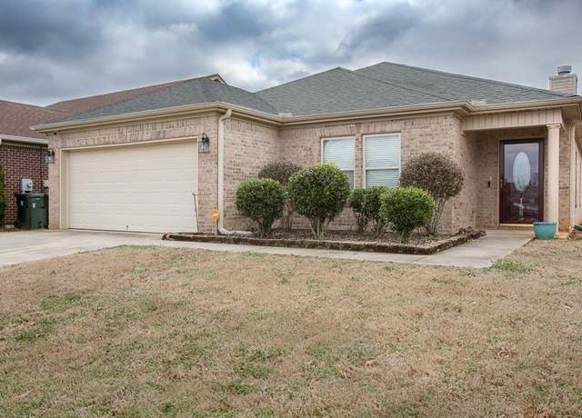 Property at 156 Gardengate Dr, Harvest, AL 35749, 3 beds, 2 baths